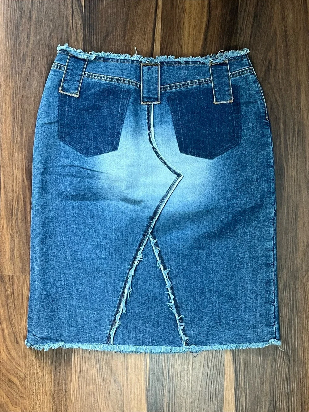 Vintage Y2K/90s DKNY Jeans denim midi skirt